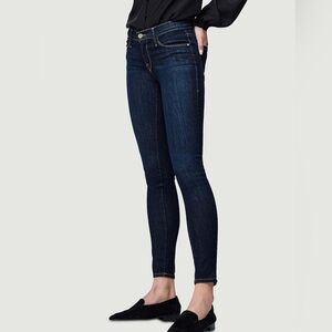 FRAME Le Skinny de Jeanne